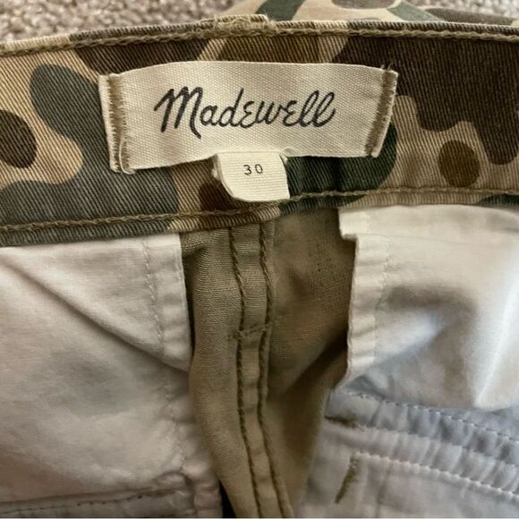 Madewell High Rise Cargo Camo Pants - Picture 9 of 10